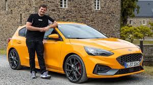 Research, compare, and save listings, or contact sellers directly from 984 focus st models nationwide. Ford Focus St Mk4 2019 Review Fahrbericht 2 3l Ecoboost Angriff Auf Den Hot Hatch Thron Youtube