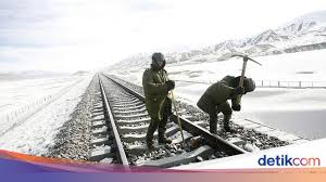 Bandar sungai petani sangat mudah dihubungi dengan jaringan jalan raya,jalan kereta api dan laluan udara. China Dan India Berlomba Bangun Infrastruktur Di Perbatasan Sengketa