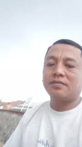 @sorotan pengikut , santai sore d pinggir rel kereta