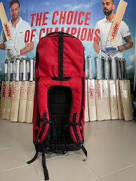 Virat kohli kit bag.check out what all he has ? Mrf Grand Vk 18 Le Kit Bag Mrf Cricket Bags