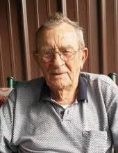 Leon Daugherty's Instagram, Twitter & Facebook