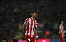 Home > atletico_madrid_wallpaper wallpapers > page 1. Wallpaper Rain Football Spain Club Player Atletico Madrid The Shower Atletico Madrid The Tiger Radamel Falcao Radamel Falcao Images For Desktop Section Sport Download