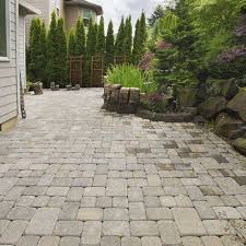 6 Brilliant And Inexpensive Patio Ideas For Small Yards Inexpensive Patio Patio Ideas For Small Yards Backyard Patio