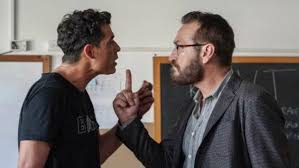 Sul tappeto rosso della mostra con i suoi protagonisti italiani e stranieri: Marco Giallini Eta Altezza Peso Moglie E Figli L Attore Romano A Sanremo 2017 Foto Urbanpost