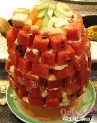 Stand Back Guys I M Hitting The Salad Bar Diners Get Creative At Pizza Hut China Soranews24 Japan News