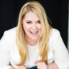 Amy Lacey's Instagram, Twitter & Facebook