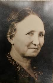 A wonderful article about a well known Havre de Grace decoy carver, gunner,  the Currier Family, the Underground Railroad in Havre de Grace and the  history of this area. Thank you Michael