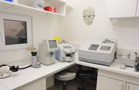 In hallein ist es am morgen des 2. Augenoptik Schauer In Hallein Optiker Meisterstrasse