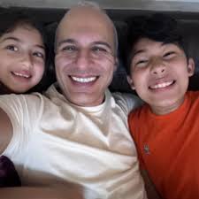 A patient who is suing an Ocala dentist's office says her jaw was broken  during a wisdom tooth extraction after she "whipped her head forward,"  attributing the movement to a lack of