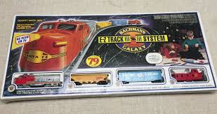 Ebay Sponsored Vintage Bachmann Galaxy E Z Track System Ho Scale Electric Train Set Item 00610 Model Trains Train Set Train