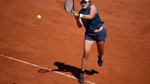 Marketa vondrousova élimine la française harmony tan en deux sets. Roland Garros 2021 Harmony Tan Surclassee Par Marketa Vondrousova Opera News