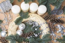 Kerzen selber machen geht ganz einfach und ist eine tolle beschäftigung, die sich ohne zweifel lohnt! Adventskranz Selber Machen Einfache Anleitungen Brigitte De