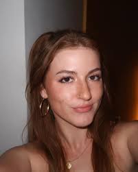 mae barr (@mae.barr) • Instagram photos and videos