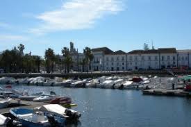 The average annual temperature in lisbon, portugal is very mild at 16.8 degrees celsius (62.2 degrees fahrenheit). Meteo A Faro Algarve En Novembre Temperature Et Climat En Novembre 2021