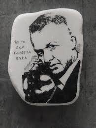 chwalipost Już spakowany do walizki. Na dniach wybiera się w podróż,  standardowo z kodem 98-200