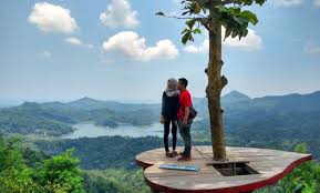 5 tempat menarik untuk bercuti dan honeymoon di malaysia yang sangat best termasuk dengan cadangan resort serta hotel untuk menginap. 15 Paket Honeymoon Bulan Madu Di Jogja 2021 Murah 3 Hari 2 Malam Terbaik Jejakpiknik Com