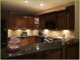 Modern brown white kitchen cabinets dark countertop. Dark Countertops Backsplash Ideas Whaciendobuenasmigas