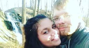 Anna DeJesus and Robert Hamilton's Wedding Website