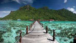 Di pulau langkawi, malaysia, kamu bisa menikmati seluruh keindahan pulau melalui langkawi skybridge cable. Gila 15 Tempat Menarik Di Malaysia Tapi Macam Overseas