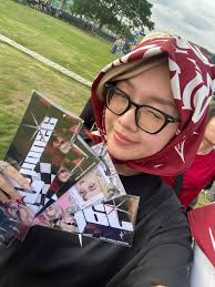 Nhược điểm: Không có khăn DGH ver 1 để mnf mua được ver 2 đợt 3 ❤️‍🩹 Ưu  điểm: có khăn minishow DABM siêu limited của RHYDER ❤️‍🔥 Thắng đời 0.5