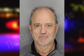 Man threatens family for parking in front of his house to view Christmas  lights REPORT: https://thegeorgiagazette.com/cobb/brownlow-wyatt/