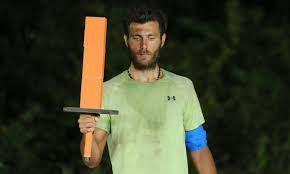 Ο νίκος μπαρτζής επιστρέφει στο χωριό του και όλοι είχαν ετοιμάσει μια τεράστια fiesta για την υποδοχή του, με πυροτεχνήματα, δάδες και μουσικές. Survivor Nikos Mpartzhs Ton Dexontai San Hrwa Sto Zeygolatio Vid Sportime Gr