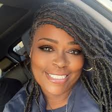 Currently living around Boston,MA and have yet to find a temporary home  church. ✝️