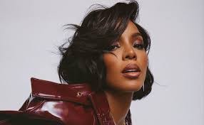 Kelly Nice's Instagram, Twitter & Facebook