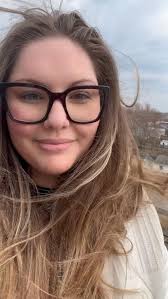 PRINTEMPS 🌷, Je t’invite à célébrer le Nouvel An Astrologique avec moi le  29 mars 2025. Commente “LUNAIRE” et je t’envoie tous les détails en privé.  🌑🔥, Je m’appelle Catherine Côté et je t’accompagne ...