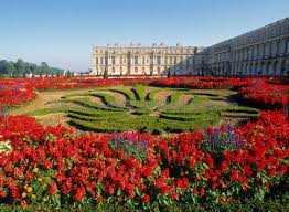 Flower Gardens At Palace Of Versailles Chateau Versailles Palace Of Versailles Versailles Garden