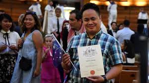 What Happens At A Citizenship Ceremony Sbs Radio