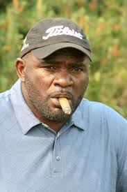 A Look at 4 New York Giants in the Pro Football Hall of Fame — Larry Muller