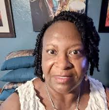 Lori Raby's Instagram, Twitter & Facebook