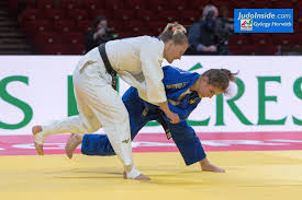 Jun 10, 2021 · door haar blessures én goede prestaties van juul franssen in dezelfde klasse was de keuze voor tokio 2020 echter al gemaakt. Judoinside Juul Franssen Judoka
