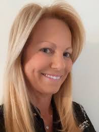 Amanda Purdy's Instagram, Twitter & Facebook