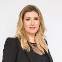 Lori Wittig's Instagram, Twitter & Facebook