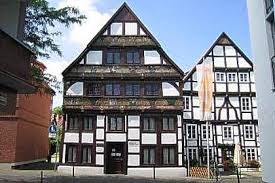 Haus mieten in altenbeken, mit garage, mit stellplatz, 500 m² grundstück, 125 m² wohnfläche, 4 zimmer sie sind auf der. Bauarbeiten Am Adam Und Eva Haus In Paderborn Sollen Anfang 2021 Starten Radio Hochstift