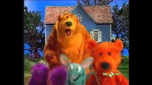 Vedrete quanto divertimento multicolore entrera' nella casa di bear in tutto il contrario di tutto. Bear Nella Grande Casa Blu Sigla Iniziale Youtube
