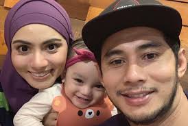 Bekas isteri fizo omar mengaku dia telah mencuba sedaya upaya menyelamatkan bahtera rumah tangga yang dibina sejak enam tahun lalu. Isu Rumah Tangga Dengan Fizo Omar Mawar Karim Akui Ada Rujuk Pada Iluminasi