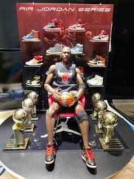 Free Shipping Worldwide Michael Jordan Away Ultimate Edition Wax Figure Action Figure In 2020 Michael Jordan Michael Jordan Slam Dunk Snowboard Girl