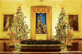 White house christmas decorations history. White House History On Twitter First Lady Melania Trump Has Unveiled The 2019 White House Christmas Decorations This Year S Theme Is The Spirit Of America A Tribute To The Traditions Customs And