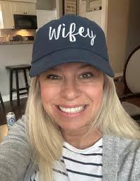 Waterfront venue for events at Calling Lake available for rent