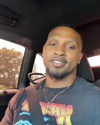 Setting the tone for success starts with prioritizing your well-being.  Embrace the journey, prioritize self-care, and watch your success unfold!  ✌🏽😎 📲 DM for coaching inquires accepting in person and online clients