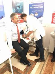 Virgiliu gheorghe despre legea vaccinării (29 octombrie 2017). Foto Ministrul SÄnÄtÄÈii S A Vaccinat Antigripal Pentru A I Profit Ro