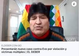 GADAFI fue un dictador pero que era considerado un principe de los humildes  por que fue pastor de ovejas de niño pero ya fe adulto hacía que un equipo  reclutará menores, las