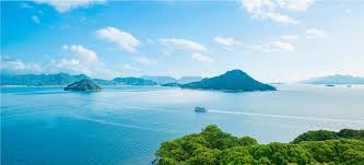 広島市（ひろしまし）は、広島県西部の安芸地方に位置する市。 広島県の県庁所在地で、政令指定都市である。 人口は約119.5万人。 中国地方の中南部にあり、市域は、中区・東区・南区・西区・安佐南区・安佐北区・安芸区・佐伯区の8区で構成される。 中国・四国地方で最大の人口を有する. å…¬å¼ã‚µã‚¤ãƒˆ ã‚°ãƒ©ãƒ³ãƒ‰ãƒ—ãƒªãƒ³ã‚¹ãƒ›ãƒ†ãƒ«åºƒå³¶