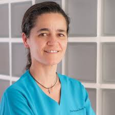 Carmen LÓPEZ-CARRICHES