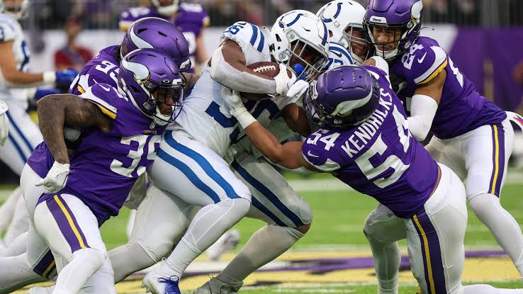 Insiders: Colts take historic loss to Vikings