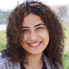 İstanbul sultangazi'de 15 yaşındaki elif çakal'ın ölümünden kısa süre önce arkadaşı tarafından dövüldüğü anlara ait görüntüler ortaya çıktı. Elif Dilek Cakal Dredcakal Twitter