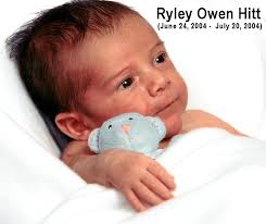 Riley Owen Hitt (2004-2004)